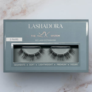 DIY Wimpernverlängerung von LASHADORA mit wispy Volumen LX07