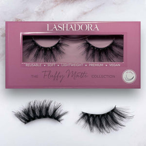 Extravagante, fluffy Wimpern mit dem Style FM37