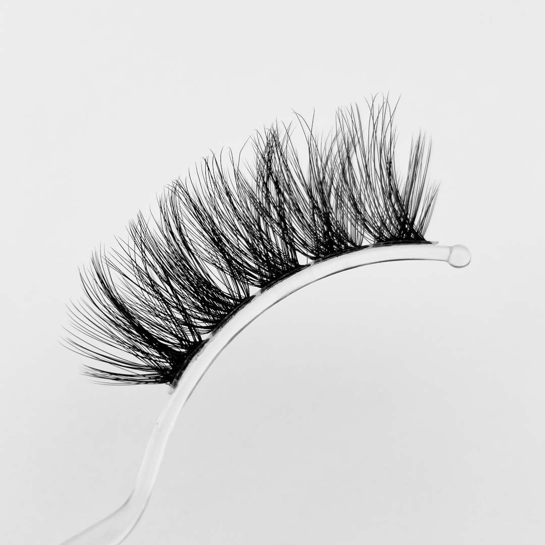 Fluffy, drama Lashes von LASHADORA Style FM38
